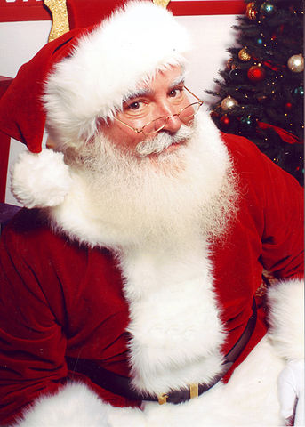 343px-Jonathan_G_Meath_portrays_Santa_Claus